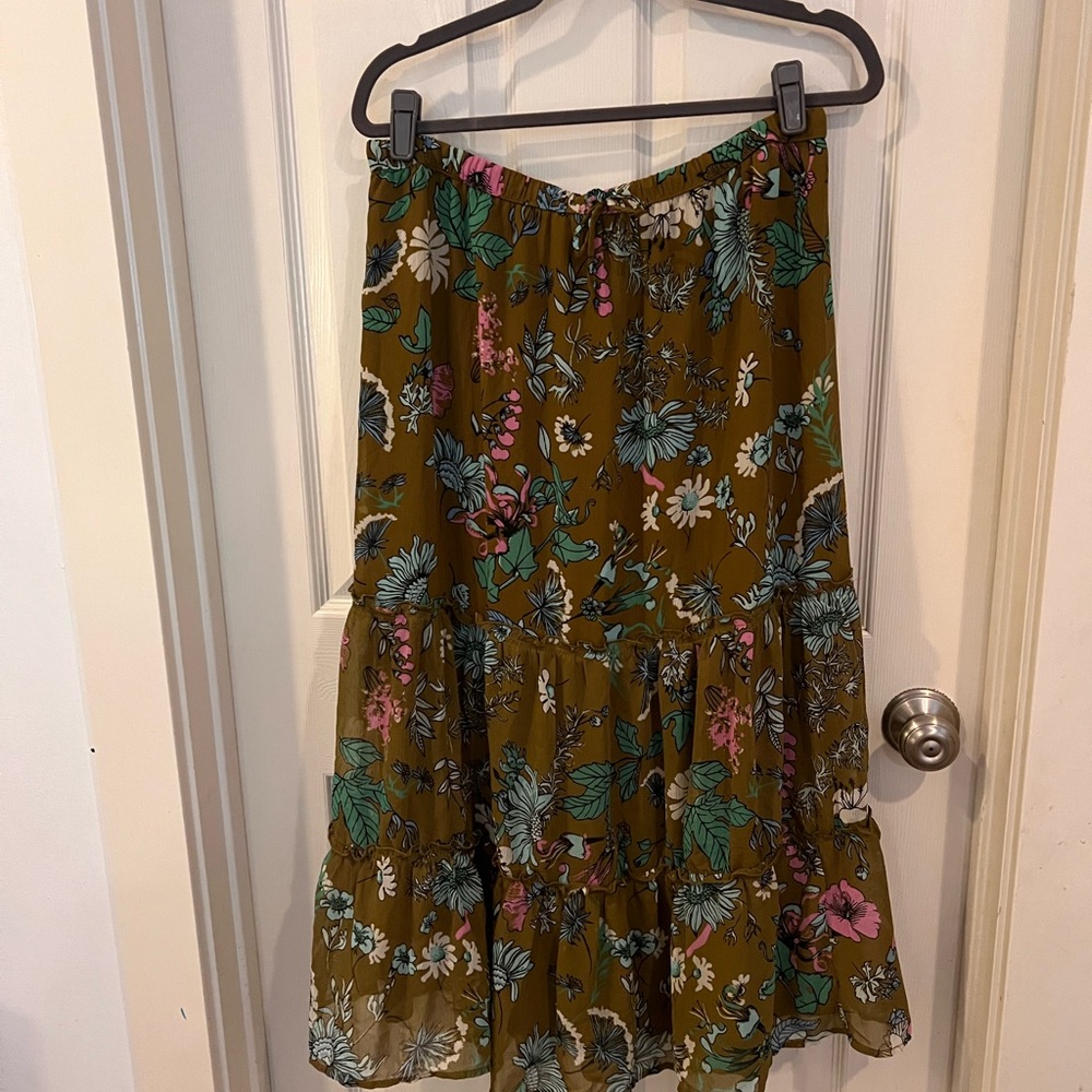 aerie Olive Green Floral Tiered Maxi Skirt